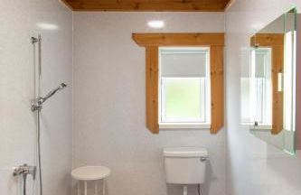 Teal Lodge - Nordic Log Cabin with private hot tub - Foto 8