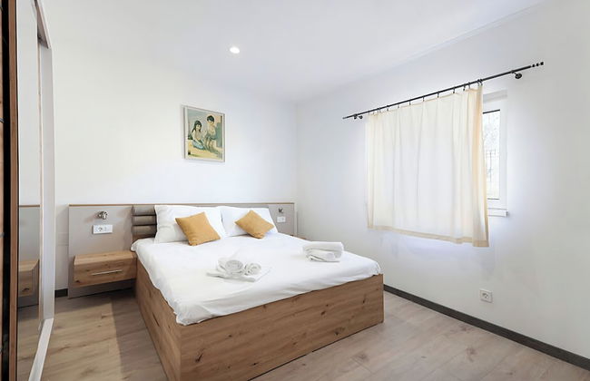 Villa Gariful - Sleeps 10 - Pool - Hottub - Petsok - Foto 6