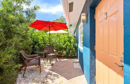 Stylish 2 BR Condo - Free Parking on Premises - Foto 49