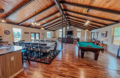 The Lodge at Hocking Hills - 2 Hot Tubs - 6 acres - Lake access - Photo 46