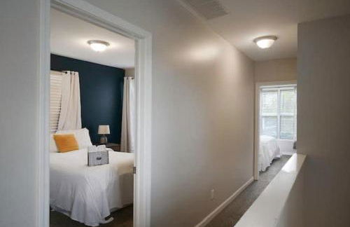 Housepitality - The Lilley Pad - Near Downtown - Photo 12