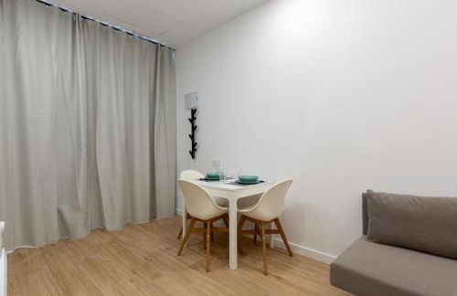 Nuevo loft en playa y cerca del centro, AC y Wifi - Foto 8