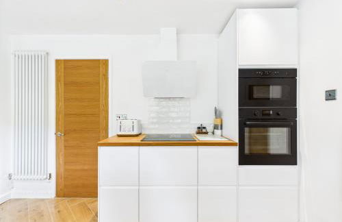 Luxury Beach Stay with Hot Tub - Foto 20