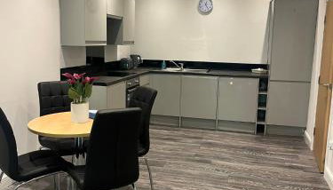 Contemporary apartment Great Location with private car park - Foto 2