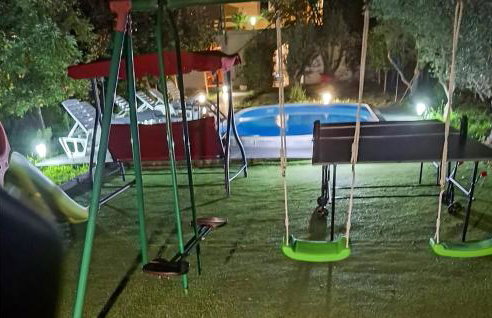 Four-Bedroom Holiday Home Kucice With A Fireplace 09 - Photo 18