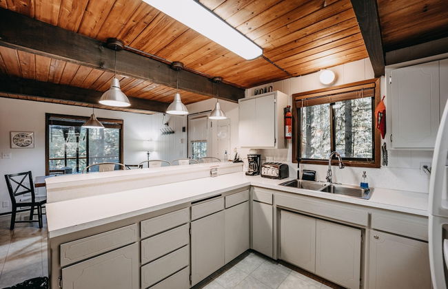 98SL - Hot Tub - BBQ - Pets Ok - WiFi - Sleeps 6 - Foto 38