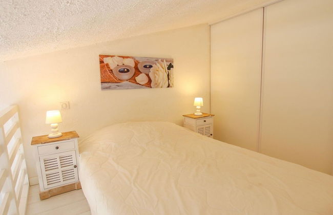 Comfortable Holiday Home Near the Beach - Photo 3
