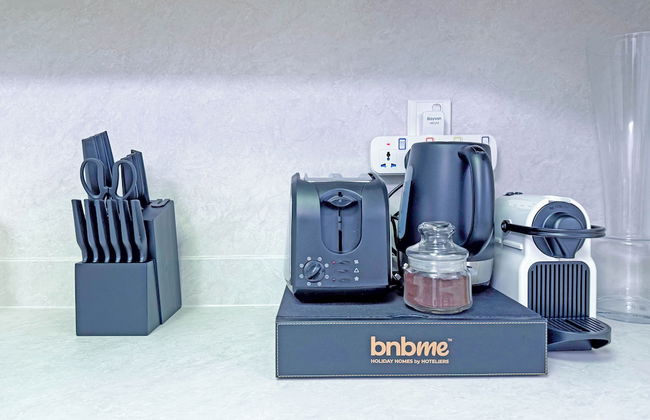 bnbme - Golf Tower - 2 BDR - Photo 14