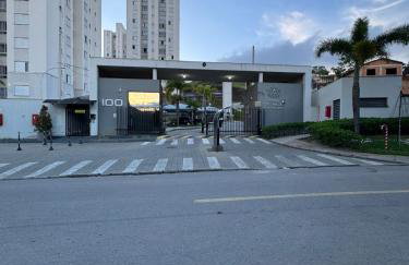 Apartamento moderno, completo e ótima localização - Foto 6