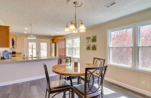 Modern Retreat Near Smoky Mtns and Asheville! - Foto 6