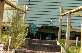 Lavender Retreat with Private Hot Tub - Photo 14