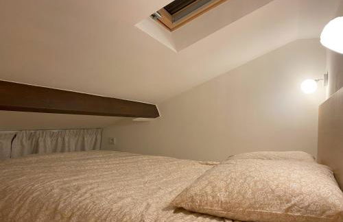 The Little Oak - tiny house with bed on mezzanine & terrace - from 1 to 4 p Disney, Paris & CDG - Foto 30