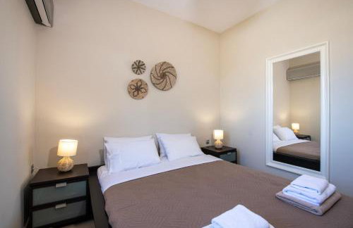 Gabriel apartment with a shared pool close to the beach - Foto 26