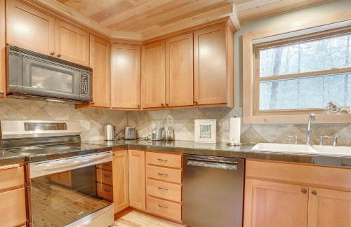 River Breeze Chalet - Meredith Lodging - Photo 4