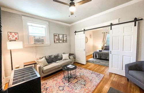 Gorgeous cottage downtown COS_pet friendly - Foto 9