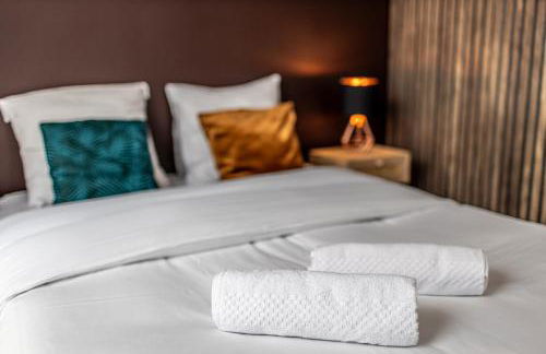 Chic & Cosy - Private Parking - Between Paris & DisneyLand - 5min TrainStation, Big Mall - Foto 12