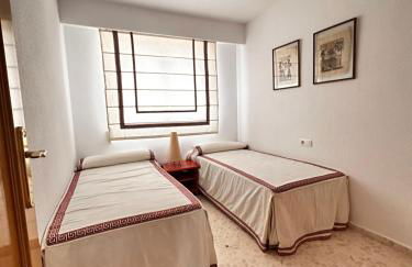 Precioso apartamento con piscina - Photo 12