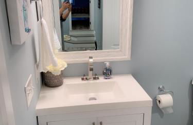 EN SUITE NEXT TO FELLS POINT - Foto 9