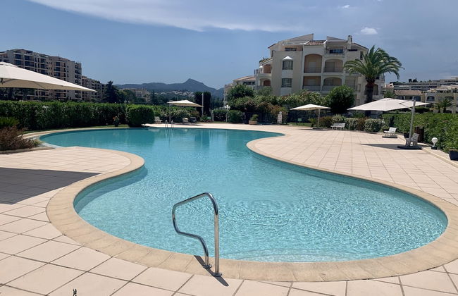 Studio moderne - Port de Mandelieu - Proche Mer - - Foto 19