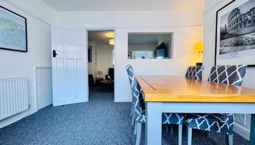 2 Beds, Entire Home, Spacious Bedrooms, Garden - Foto 4