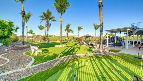 Expansive Riverside Mansion! Luxe, Family Friendly - Foto 3