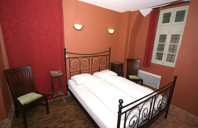 Charming Castle in Serrieres-en-chautagn With Pool - Photo 19