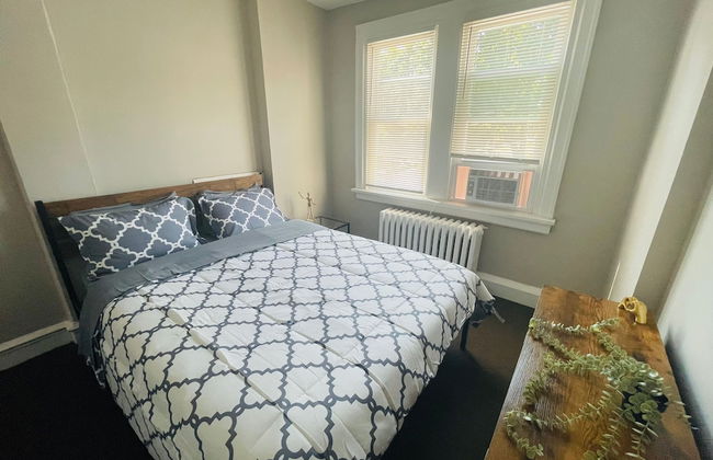 1-br Glenside - Long Term Available Parking - Photo 8