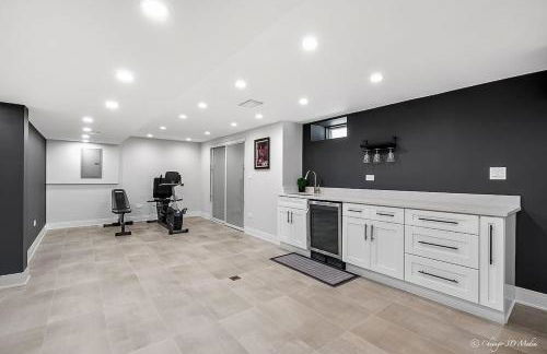 Casa 22 Luxury & Modern 3BD 2BA Home in Skokie - Photo 55