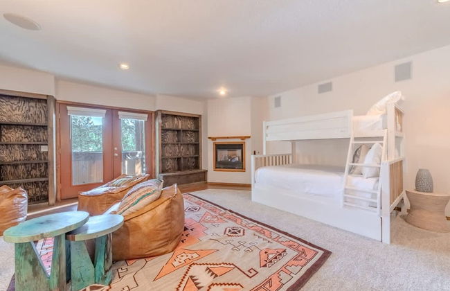 Grand Angel Fire Mountain Luxury ski Chalet - Photo 12