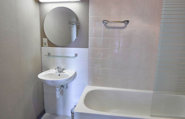 Spacious Holiday Home With Private Garden - Foto 22