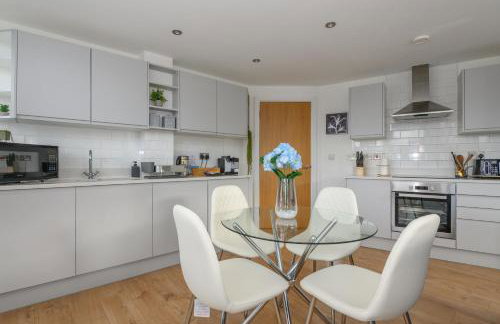 Luxury Penthouse with Private Hot Tub Overlooking Leeds City Centre - Foto 56