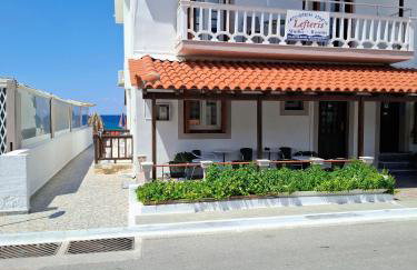 Lefteris Rooms - Foto 18