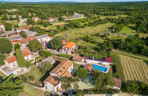 Villa The Mulberry Stonehouse by Istrialux - Photo 23