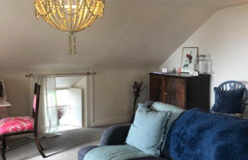 The Pink Cottage upstairs suite & Garden Summer Room - Foto 23