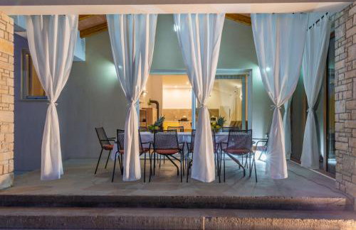 Villa Irene, a quiet and peaceful pool villa - Foto 26