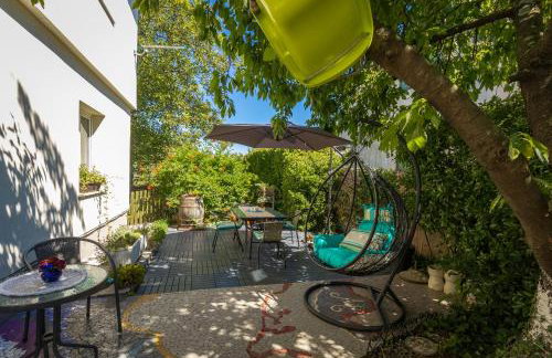 Cozy Home with Private Garden - Happy Rentals - Foto 40