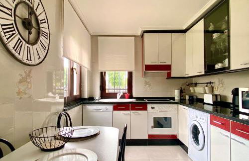 Housing León Casa con Jardín - Foto 14