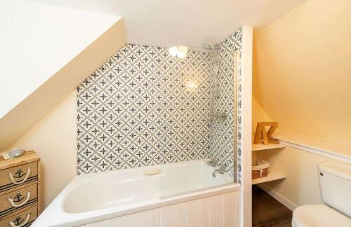 Red Squirrel Cottage, Family & Pet Friendly Adventure Retreat, Strathdon, Aberdeenshire - Photo 39