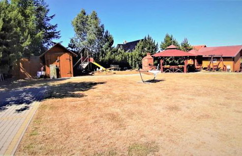 Beautiful Home In Lebieniec With Wifi - Foto 8