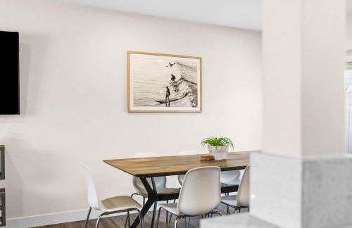 Dog Friendly Home Near the Beach with Grill, Fire Pit, Enclosed Backyard - Foto 65