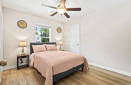 Elegant Escape Near Six Flags with WiFi, AC - Foto 6