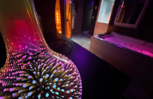SPA bulles du paradis love room - Foto 29