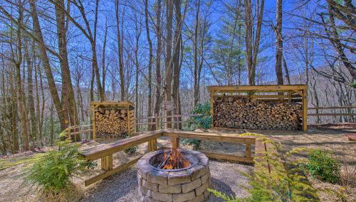 Fire Pit, Grill, and Views Cashiers Getaway! - Foto 2
