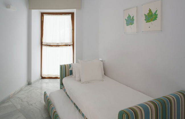 Numa Seville Molina - Foto 28