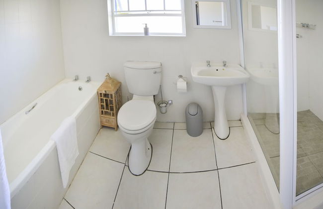 Addo Adventure House - Foto 9