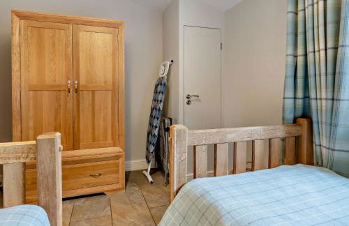 2 Bed in Croes y pant 58961 - Photo 18