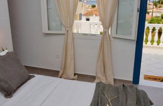 Arourahomes Spetses Town Suites - Foto 37