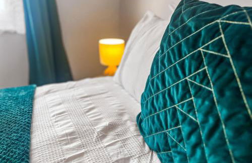 Stylish Apartment Near Heathrow, Skyline Views - Foto 26