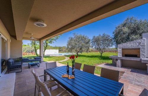 Villa Nonna Novigrad by Istriaselect Villas - Photo 41