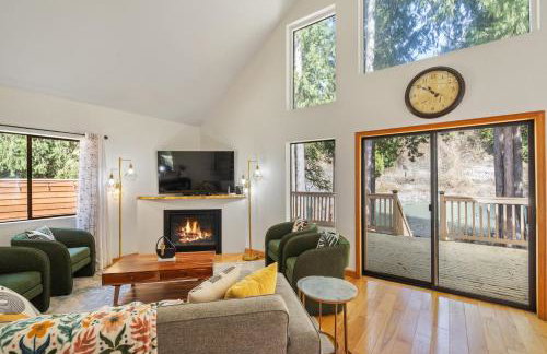 Riverfront w Cedar Hottub, Sauna, Movie Theatre - Photo 66